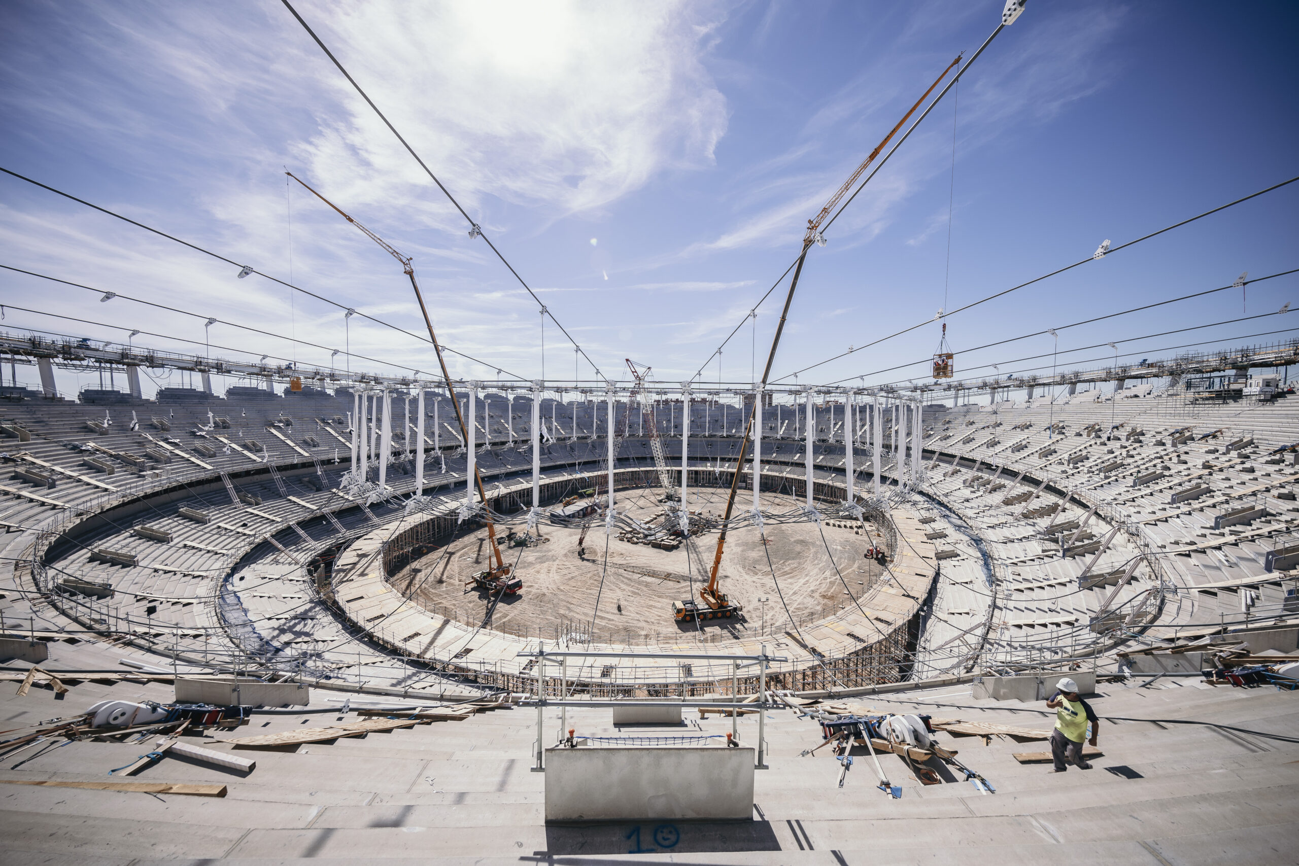 Roof construction at Valencia CF’s Nou Mestalla stadium